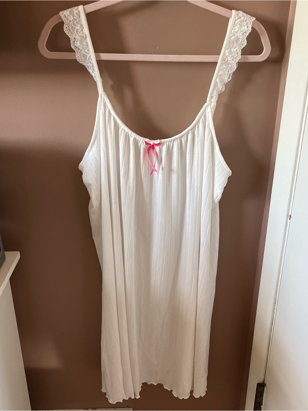 Old Navy Vintage Inspired Women’s White Lace-Trim Nightgown with Pink Bow
